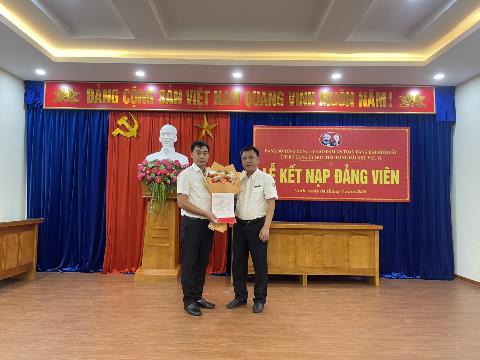 Lễ kết nạp Đảng viên.